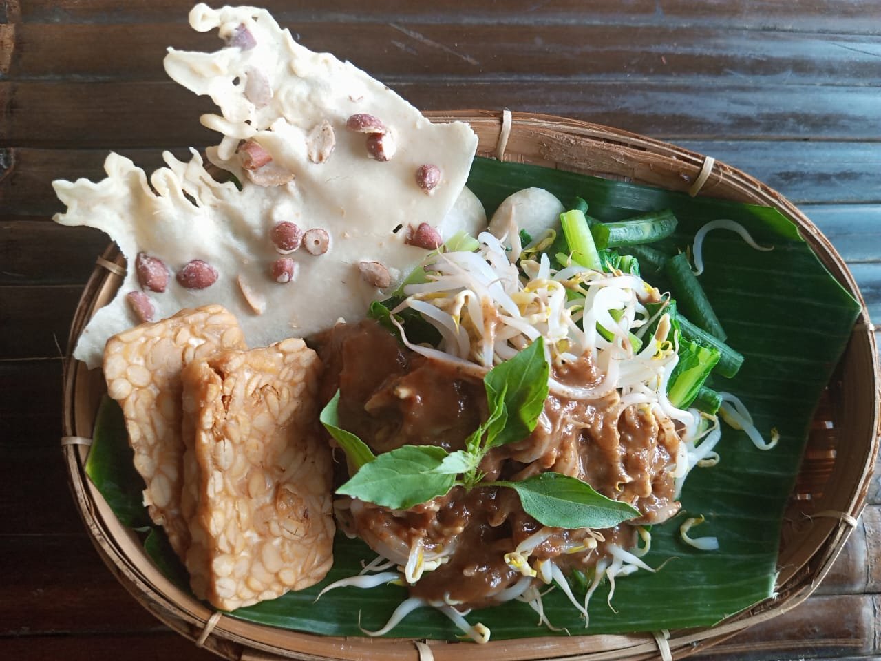 Pecel pincuk