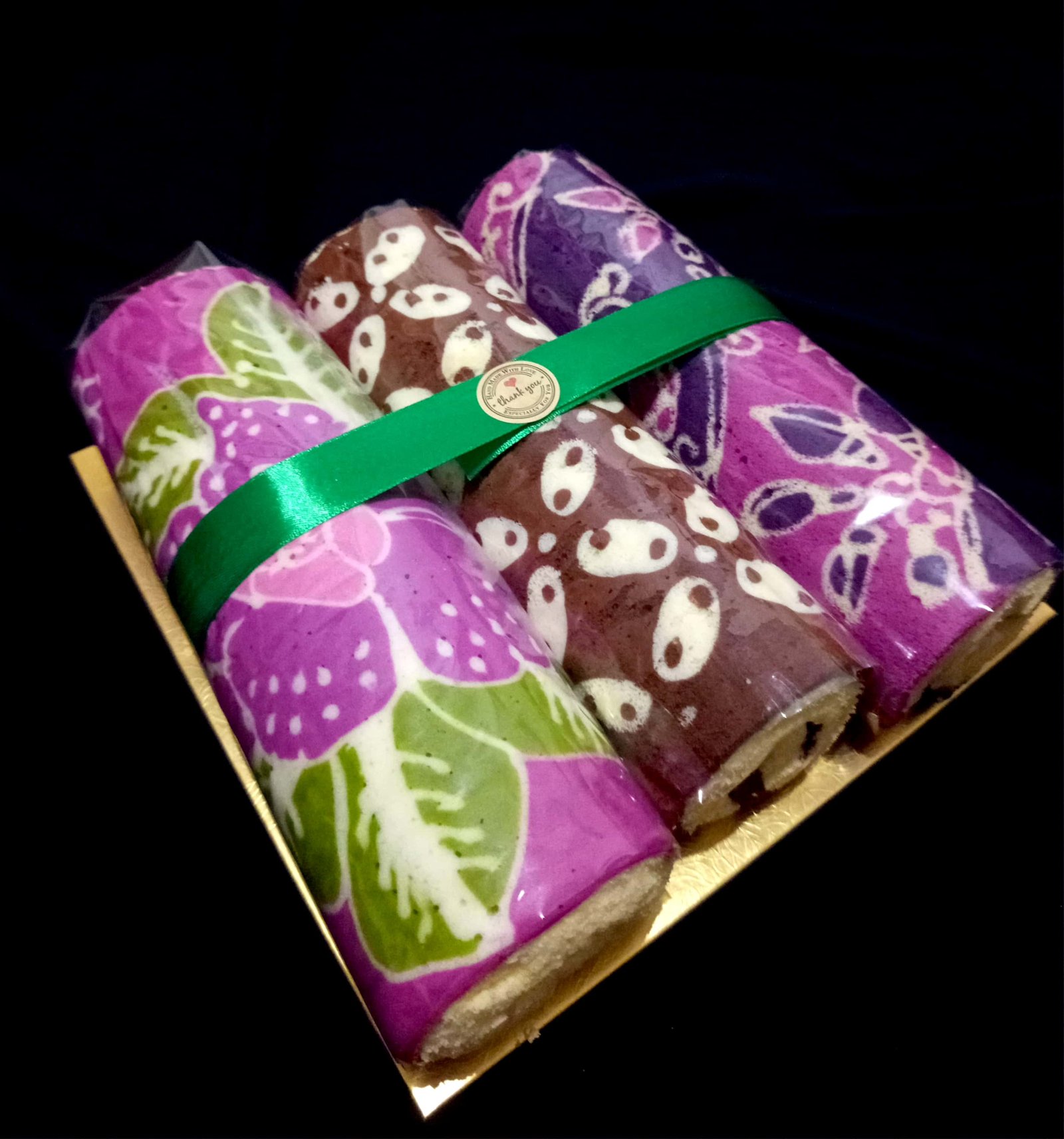 Paket Bolu batik hantaran