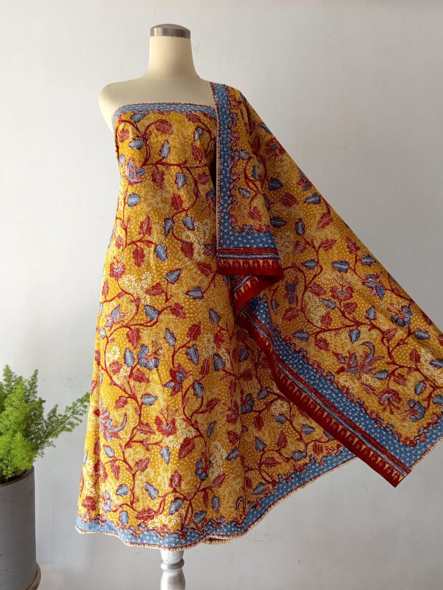 Batik Tulis Lasem Banyumili