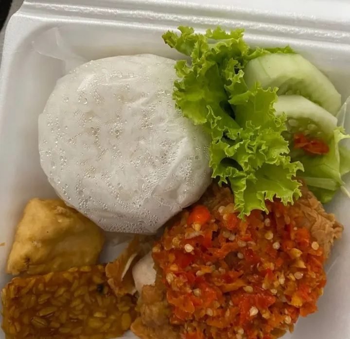 AYAM GEPREK