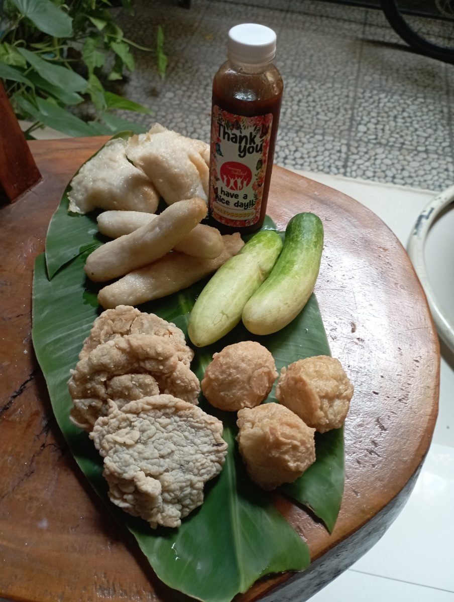 Pempek kecil